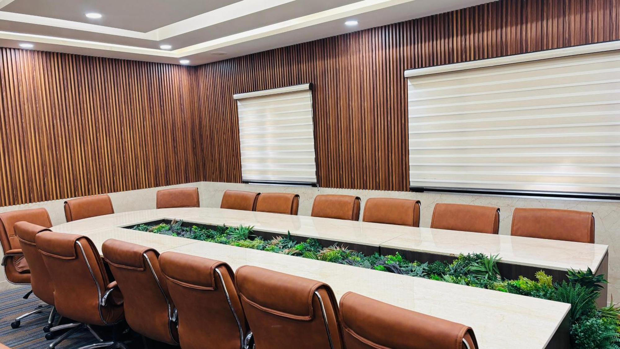 Shanti Palace Mahipalpur होटल
